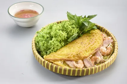Vietnamese Crispy Pancake | Bánh xèo
