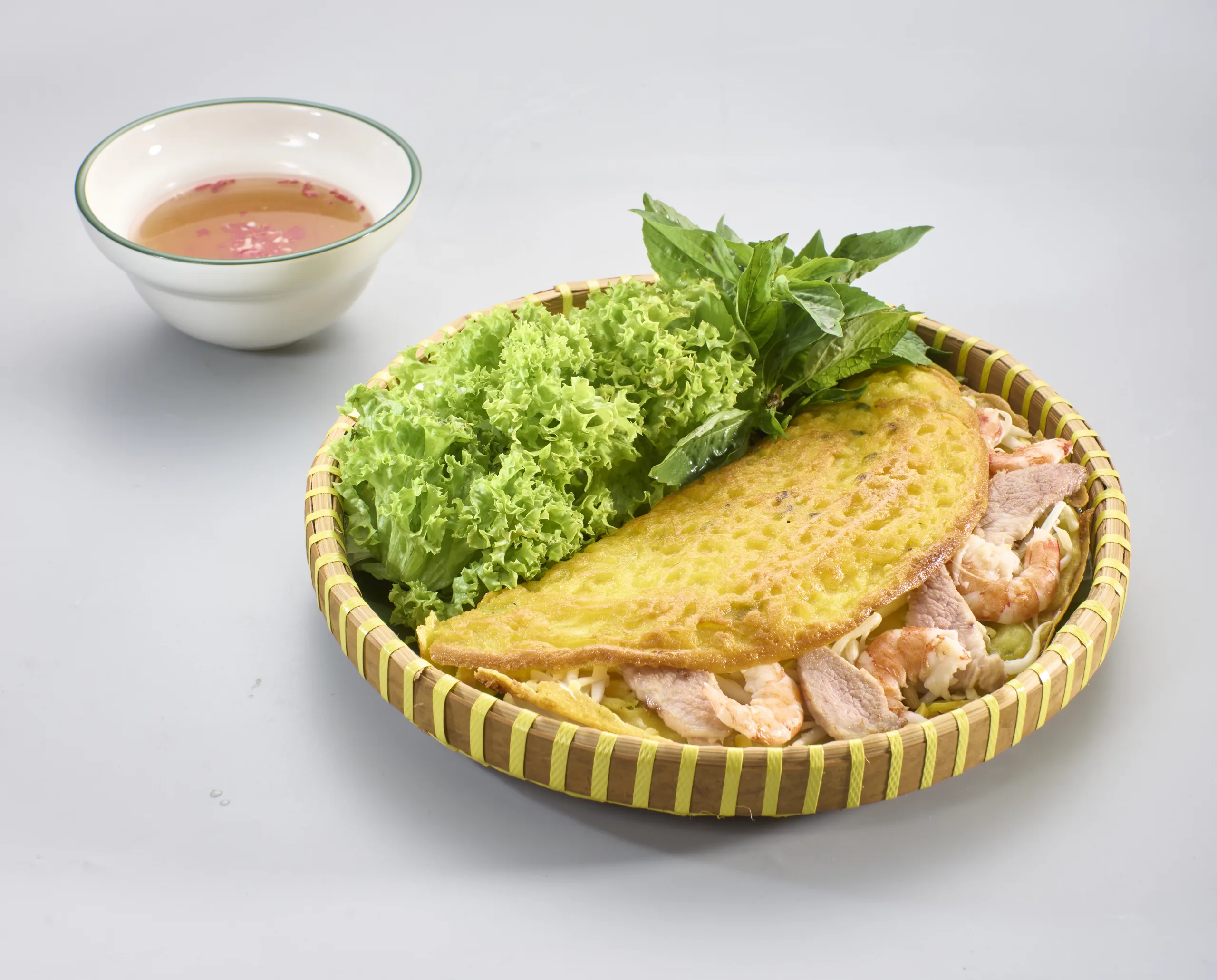 Vietnamese Crispy Pancake | Bánh xèo